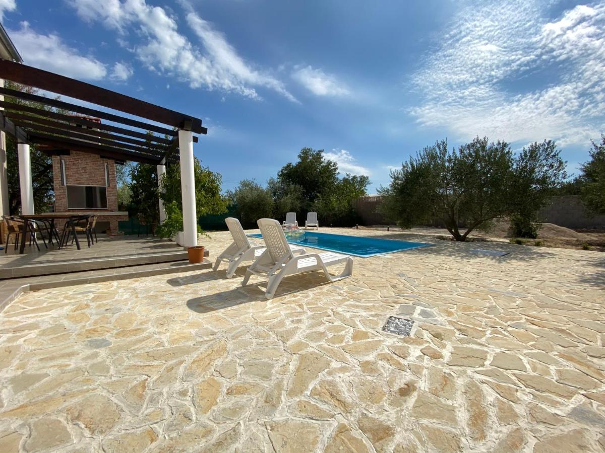 Villa Bubica- Cozy Holiday Home In Rural Area With Pool Stankovci  Eksteriør billede