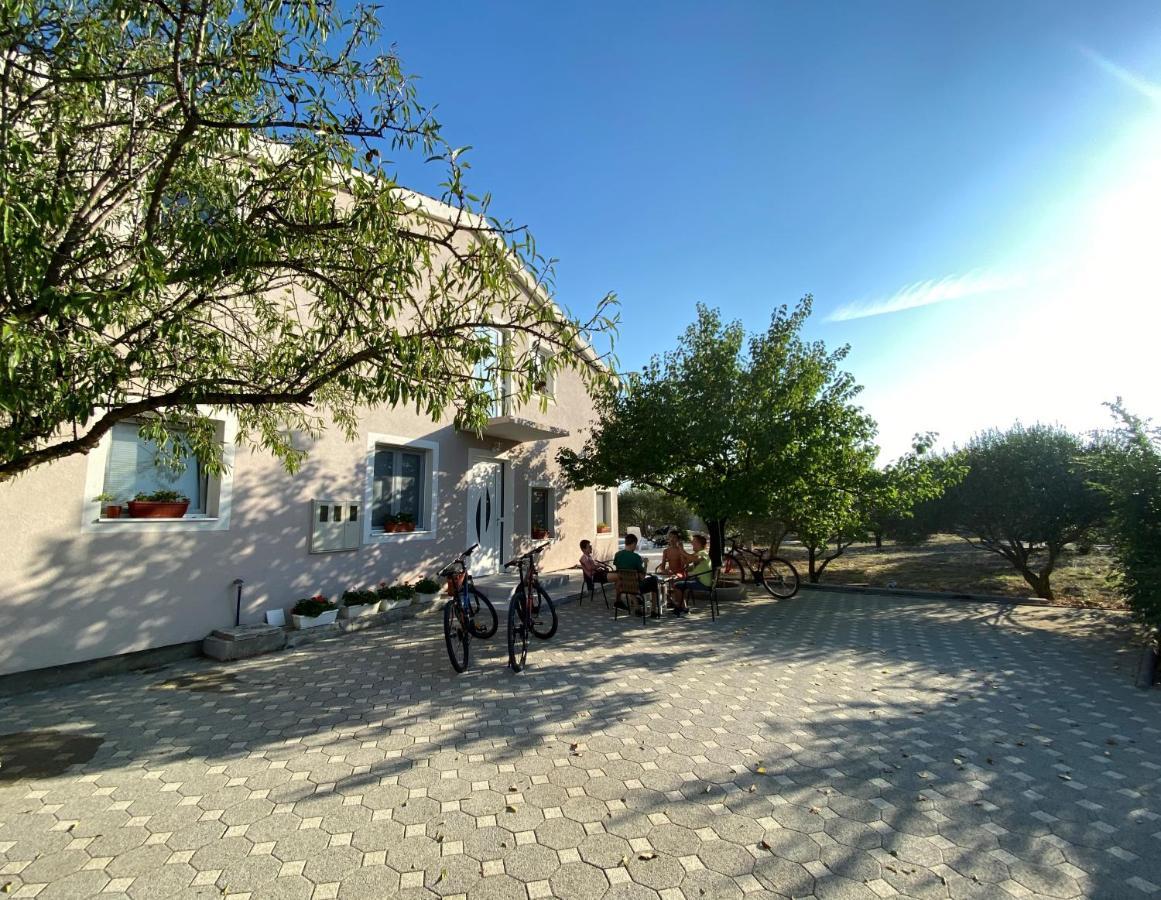 Villa Bubica- Cozy Holiday Home In Rural Area With Pool Stankovci  Eksteriør billede