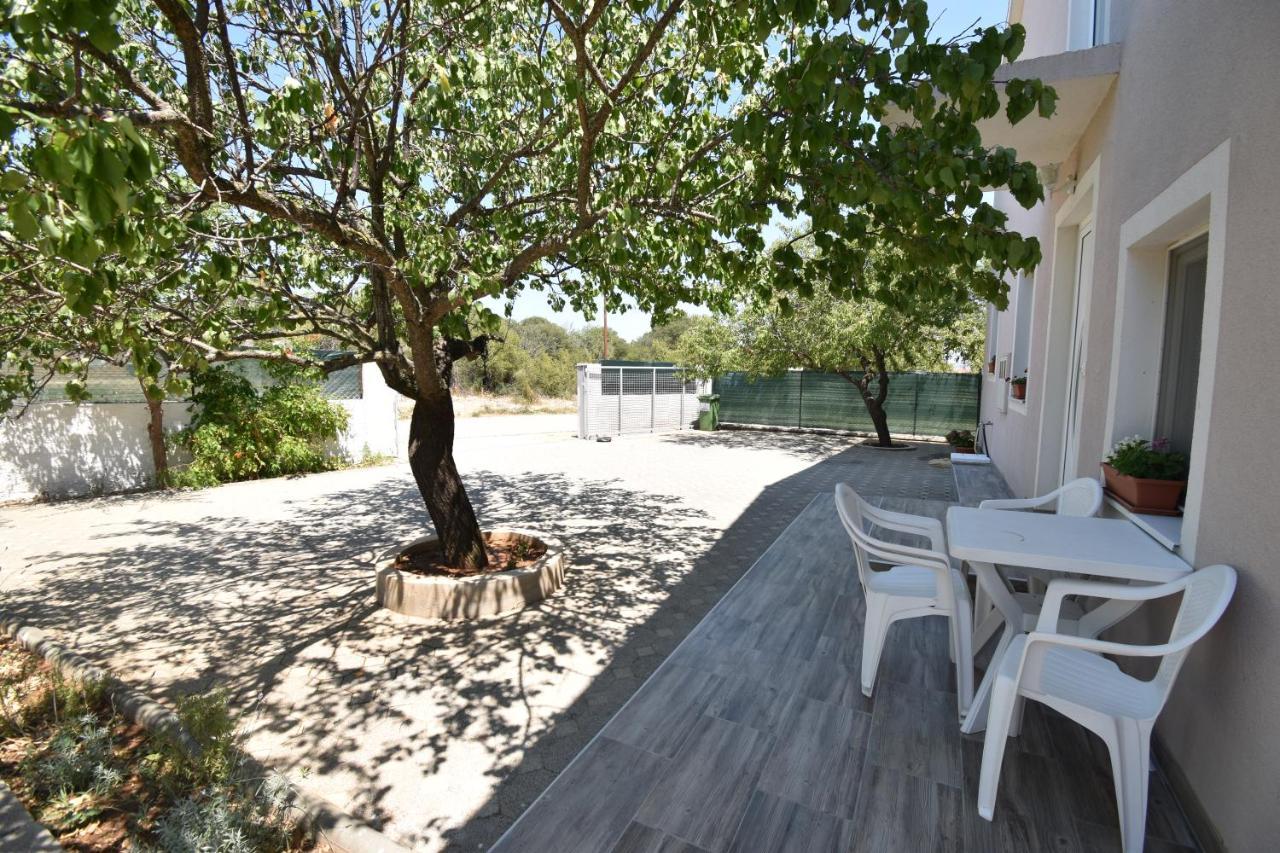 Villa Bubica- Cozy Holiday Home In Rural Area With Pool Stankovci  Eksteriør billede