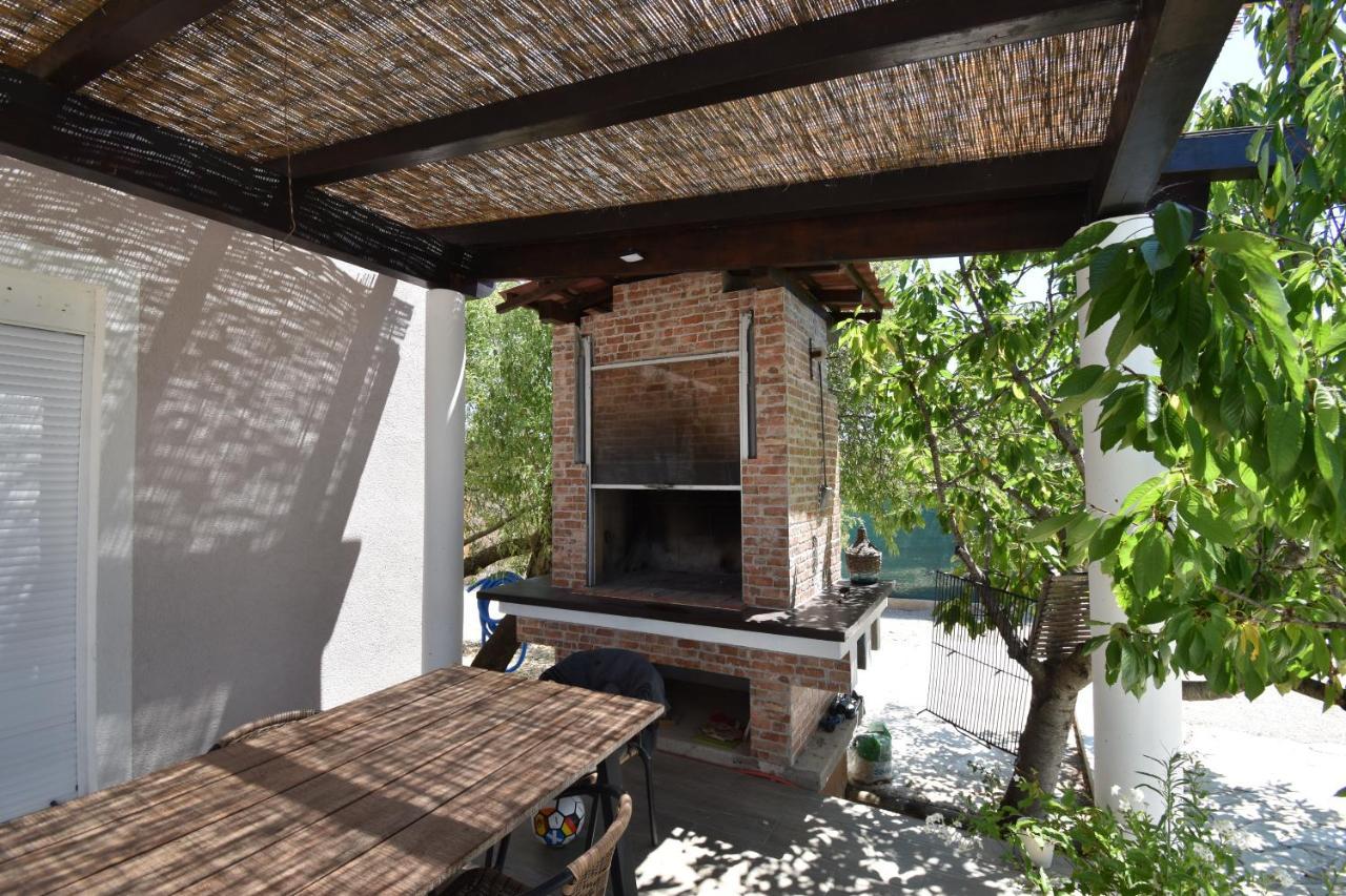 Villa Bubica- Cozy Holiday Home In Rural Area With Pool Stankovci  Eksteriør billede